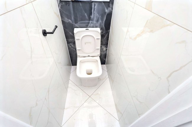 37 Westland House, Rymill Street, London, E16 2LE 8