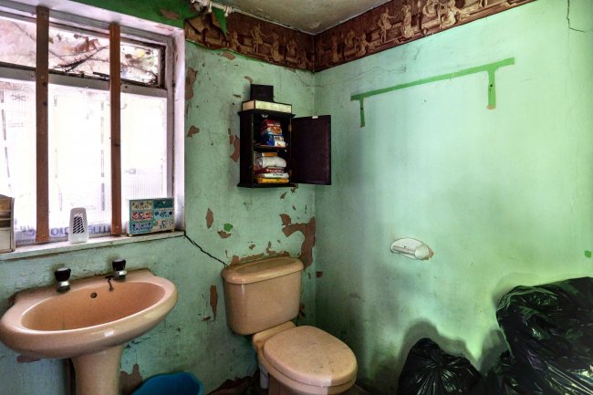 6 Beach Road, Southsea, Hampshire, PO5 2JH 5