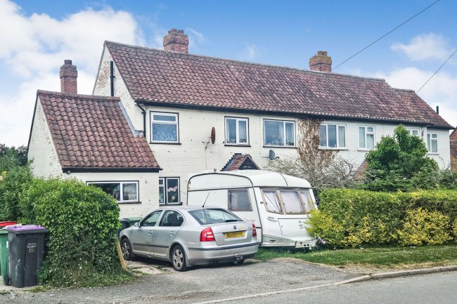 10 Marlbrook Way, Roden, Telford, TF6 6BN 5