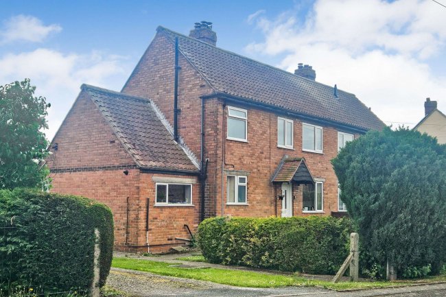 15 Marlbrook Way, Telford, TF6 6BN 6