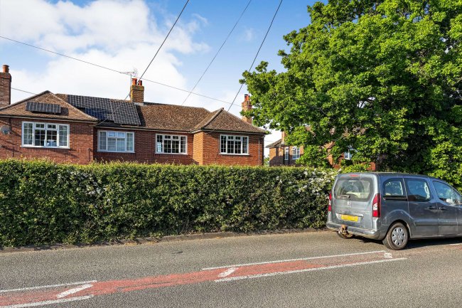 37 Rendham Road, Saxmundham, Suffolk, IP17 1EA 3