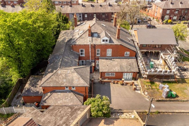 Oaklands Rest, Shaw Road, Royton, Oldham,OL2 6DA 8