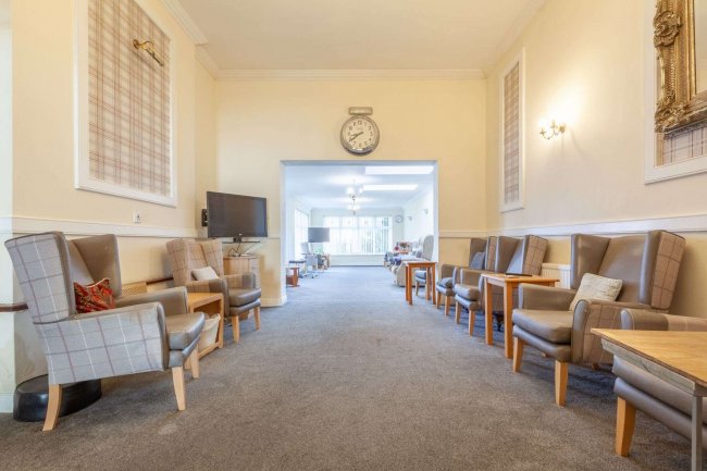 Oaklands Rest, Shaw Road, Royton, Oldham,OL2 6DA 8