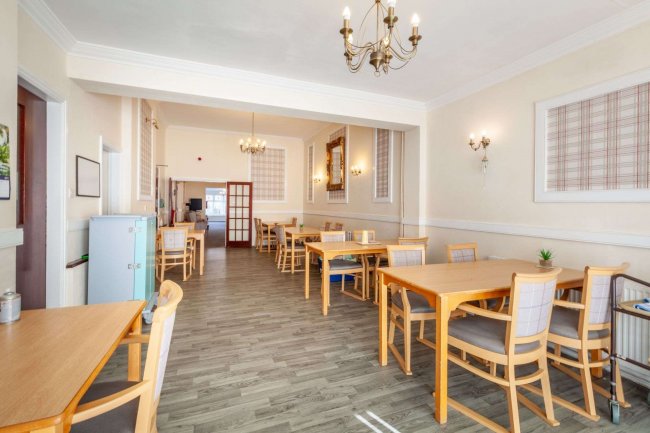 Oaklands Rest, Shaw Road, Royton, Oldham,OL2 6DA 8