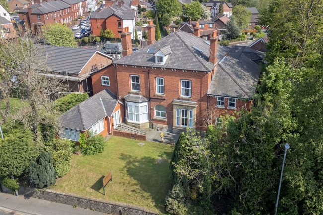 Oaklands Rest, Shaw Road, Royton, Oldham,OL2 6DA 8