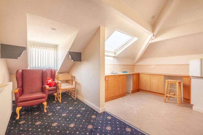 Oaklands Rest, Shaw Road, Royton, Oldham,OL2 6DA 8