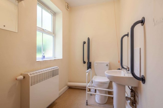 Oaklands Rest, Shaw Road, Royton, Oldham,OL2 6DA 8