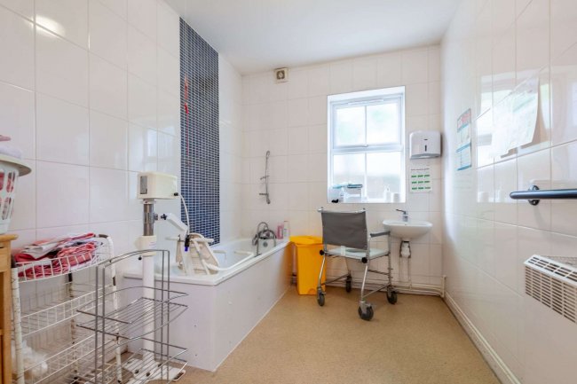 Oaklands Rest, Shaw Road, Royton, Oldham,OL2 6DA 8