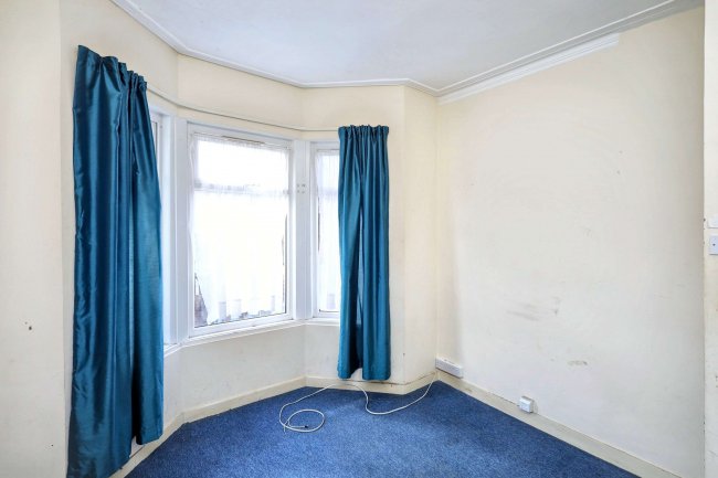 28a Redfern Road, Harlesden, London NW10 9LB 10