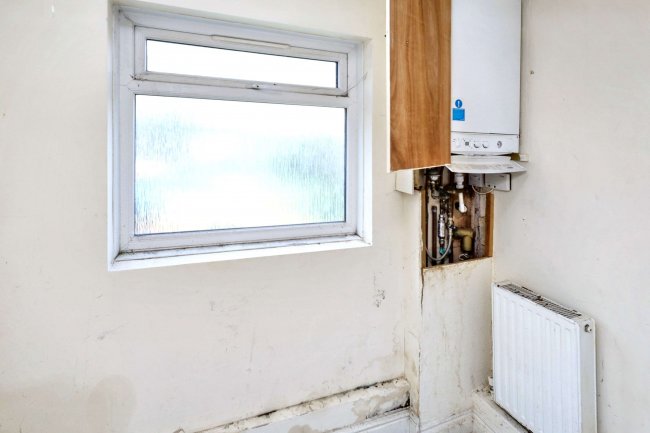 28a Redfern Road, Harlesden, London NW10 9LB 10