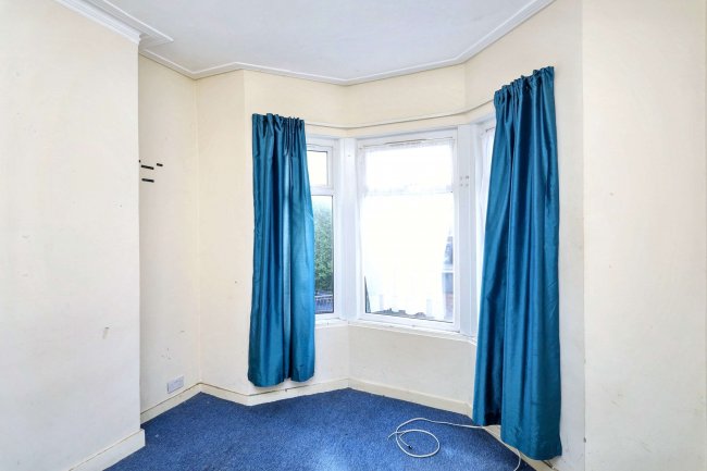 28a Redfern Road, Harlesden, London NW10 9LB 10