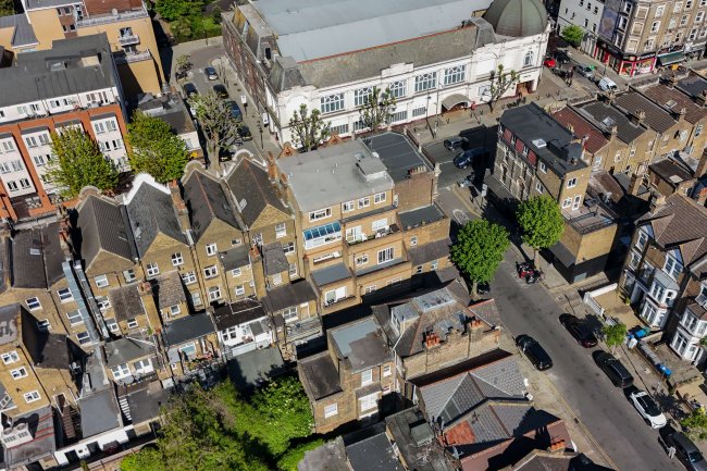 233-235 Kilburn High Road, London, NW6 7JN 15