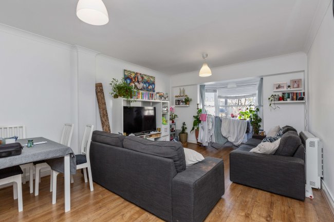 233-235 Kilburn High Road, London, NW6 7JN 15