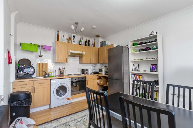 233-235 Kilburn High Road, London, NW6 7JN 15