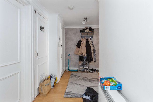 233-235 Kilburn High Road, London, NW6 7JN 15