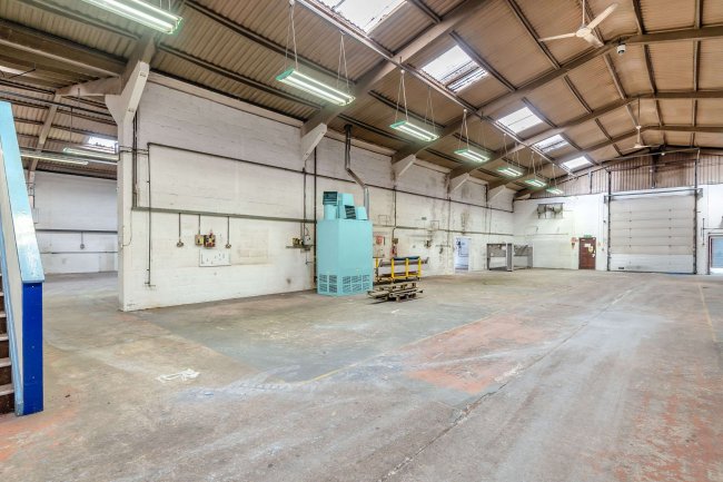Units 4 & 5 Bulwark Industrial Estate, Chepstow, NP16 5QZ 6