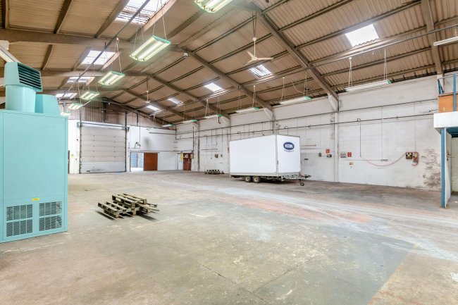 Units 4 & 5 Bulwark Industrial Estate, Chepstow, NP16 5QZ 6