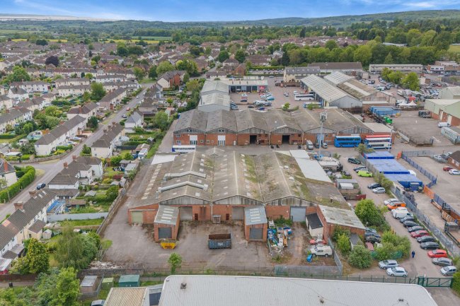Units 4 & 5 Bulwark Industrial Estate, Chepstow, NP16 5QZ 6