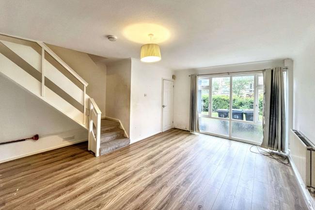 223 Turnpike Link, Croydon, CR0 5NW 5