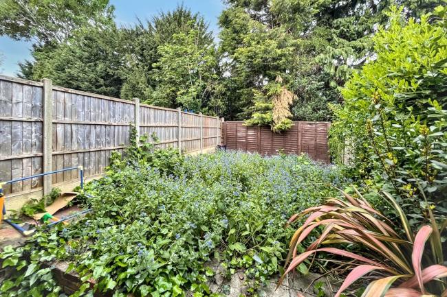 223 Turnpike Link, Croydon, CR0 5NW 5