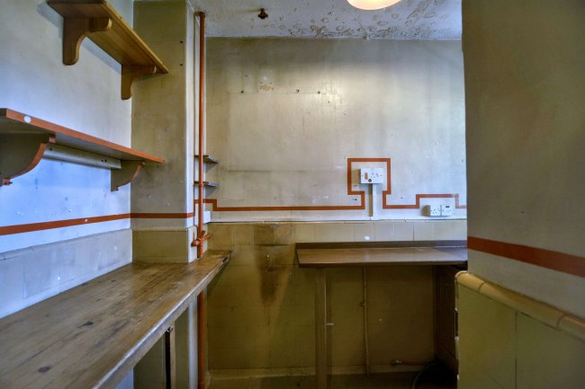 Flat 10, Frankham House, Frankham Street, Deptford, London, SE8 4RL 6