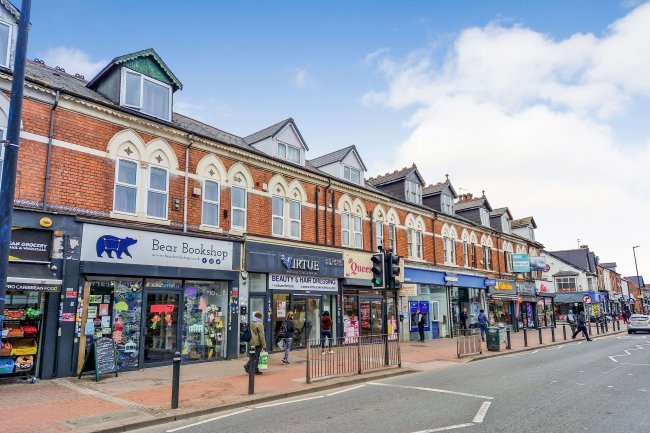 588 Bearwood Road, Birmingham, B66 4BW 2