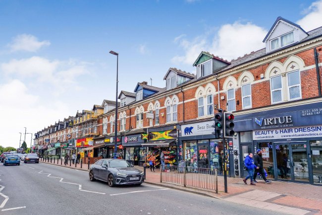 588 Bearwood Road, Birmingham, B66 4BW 2