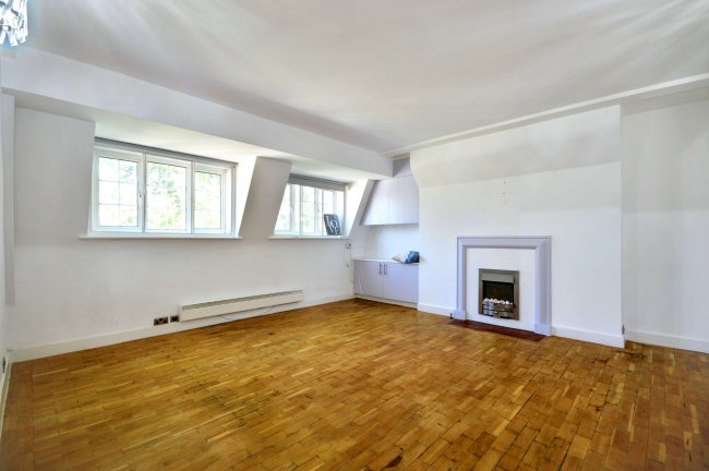 36 Mulberry Close, Beaufort Street, London, SW3 5AB 1