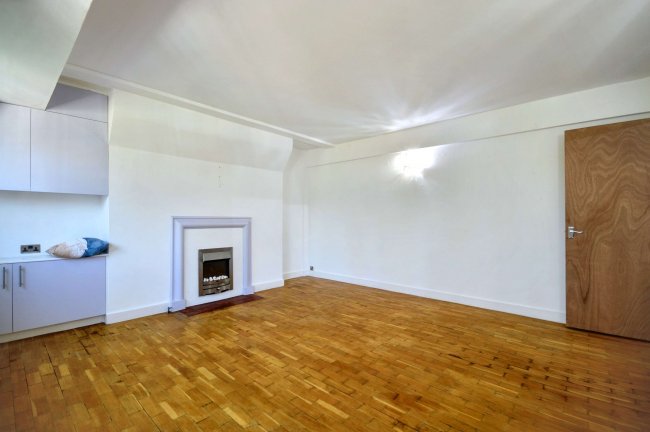 36 Mulberry Close, Beaufort Street, London, SW3 5AB 1