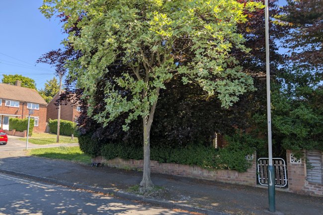 1 Leigh Drive, Romford, Essex, RM3 7YJ 2