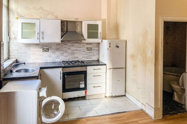 Flat 5, 1-11 Eastdown Court, Eastdown Park, Lewisham, London, SE13 5HU 1