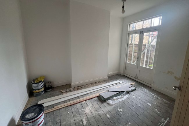 19 Poynter Road, Enfield, EN1 1DN 8