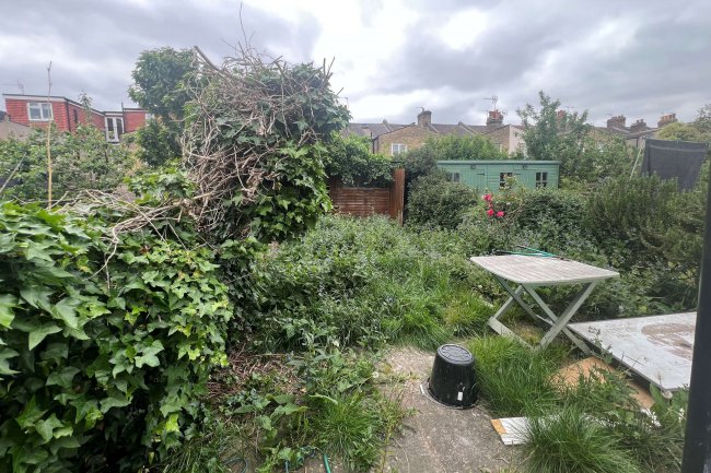 19 Poynter Road, Enfield, EN1 1DN 8