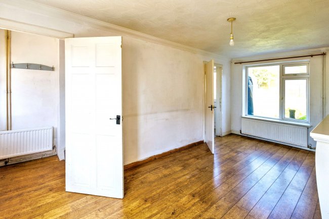 50 Kingsthorpe Avenue, Corby, NN17 2PX 2