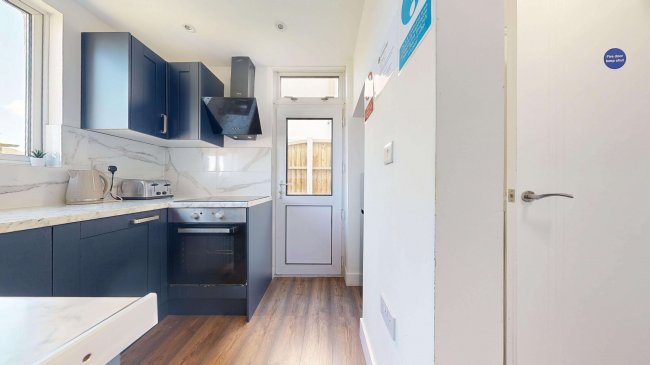 128 Westbury Road, Southend-On-Sea, Essex, SS2 4DN 2