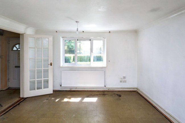 13 Swallow Lane, St. Albans, Hertfordshire, AL1 5RN 4