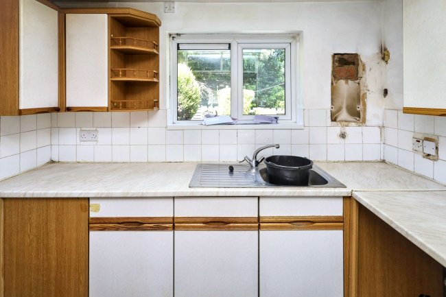 13 Swallow Lane, St. Albans, Hertfordshire, AL1 5RN 4