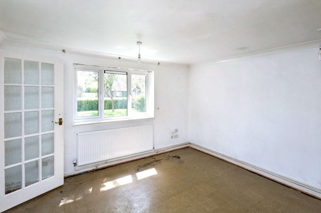 13 Swallow Lane, St. Albans, Hertfordshire, AL1 5RN 4