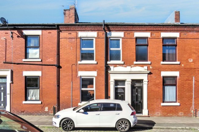 32 Roman Road, Preston, Lancashire, PR1 4NQ 10