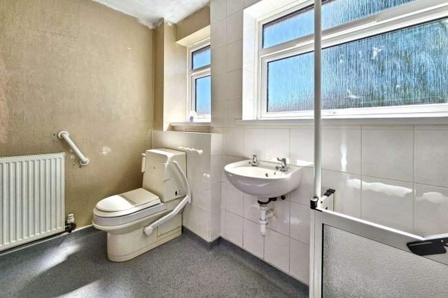 291 Parr Lane, Whitefield, Bury, Lancashire, BL9 8PJ 8