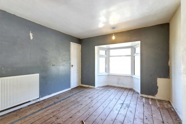 67 Sandstone Road, Wincobank, Sheffield, S9 1AF 3