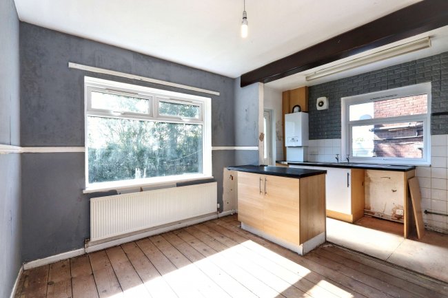 67 Sandstone Road, Wincobank, Sheffield, S9 1AF 3
