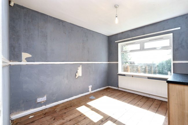 67 Sandstone Road, Wincobank, Sheffield, S9 1AF 3