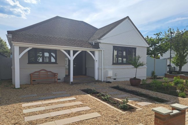 199 Lyndhurst Avenue, Whitton, TW2 6BN 2