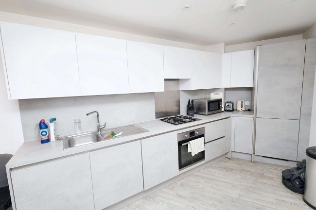 26 Suffield Lodge, Suffield Hill, High Wycombe, Buckinghamshire, HP11 2FR 3