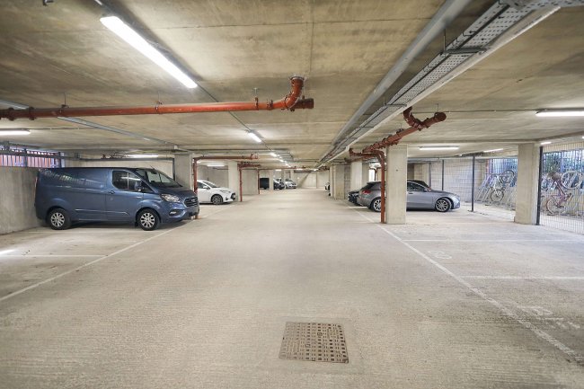 8 Suffield Lodge, Suffield Hill, High Wycombe, Buckinghamshire, HP11 2FR 2