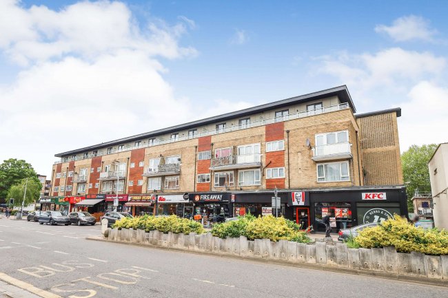 130-148A The Marlowes & Flats 1-8, 11-18, 18a - 18g, The Square, Hemel Hempstead HP1 1ER 2