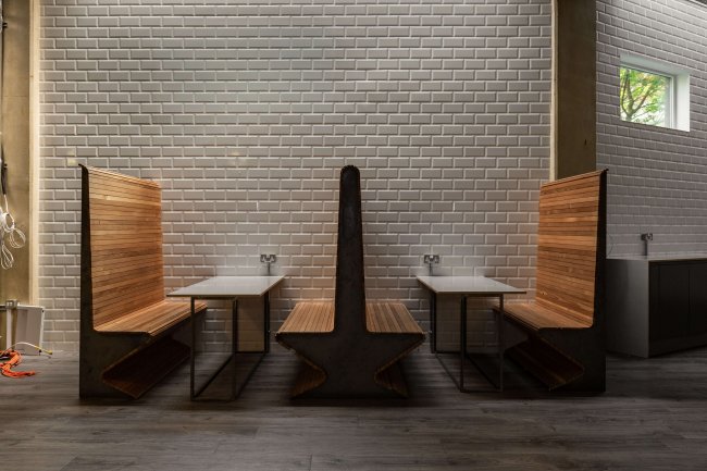 Units 1, 2 & 4 The Yard, 122 East Road, London N1 6FB 26