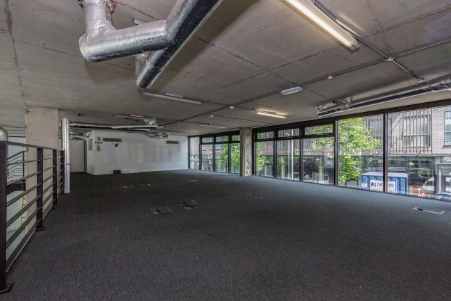 Units 1, 2 & 4 The Yard, 122 East Road, London N1 6FB 26