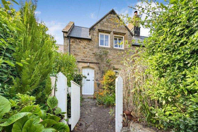 3 Bridge End, Lesbury, Alnwick, NE66 3AZ 2